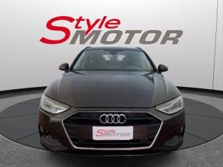 Audi A4 Avant 30 TDI/136 CV S tronic Business 2022 usata a Fano