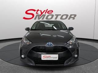 Toyota Yaris 1.5 Hybrid 5 porte Business 2024 usata a Fano