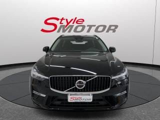 Volvo Xc60 B4 (d) AWD automatico Momentum Sport 2022 usata a Fano