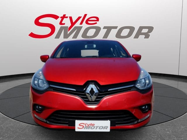 Renault Clio Dci 8v 75cv Start&stop 5 Porte Energy Zen usata del 06/2017 - Style Motor Fano